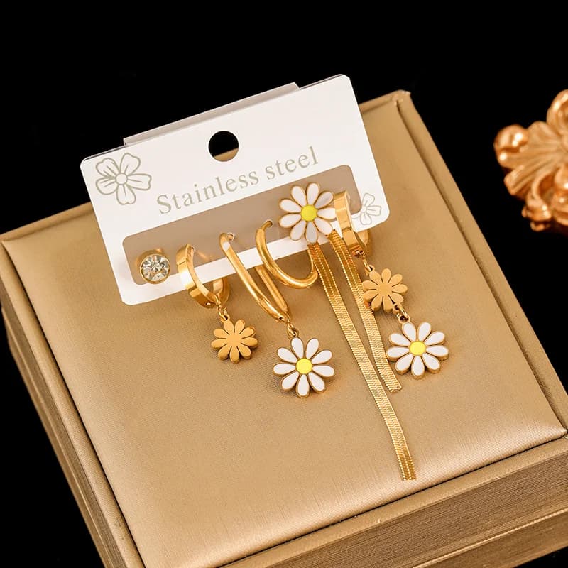 Комплект обеци с мотив маргаритка, позлатени 18K